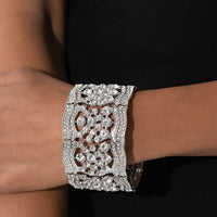 Paparazzi’s 💎 The D’Etta & Made For This 💎 Signature Zi Necklace & Bracelet Set